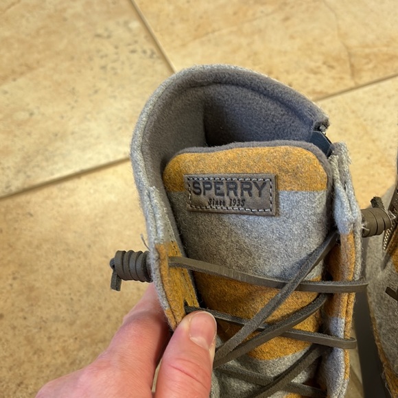 Women’s sperry boots. NWOT. Never worn. Mustard yellow and gray color - Picture 3 of 6